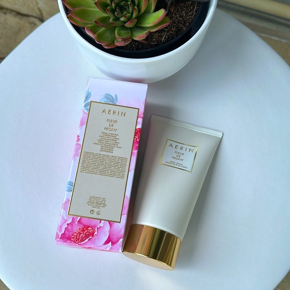 NEW Estée Lauder AERIN Fleur de Peony
Body Cream 150ML - Picture 5 of 6